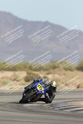 media/Oct-04-2025-CVMA (Sat) [[408bcdd6e4]]/Race 13-Amateur Supersport Open/